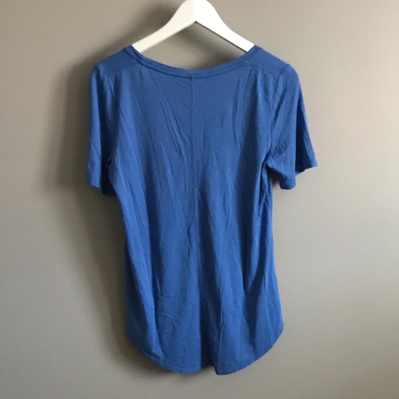 Aritzia T-Shirts - Picture 6 of 6